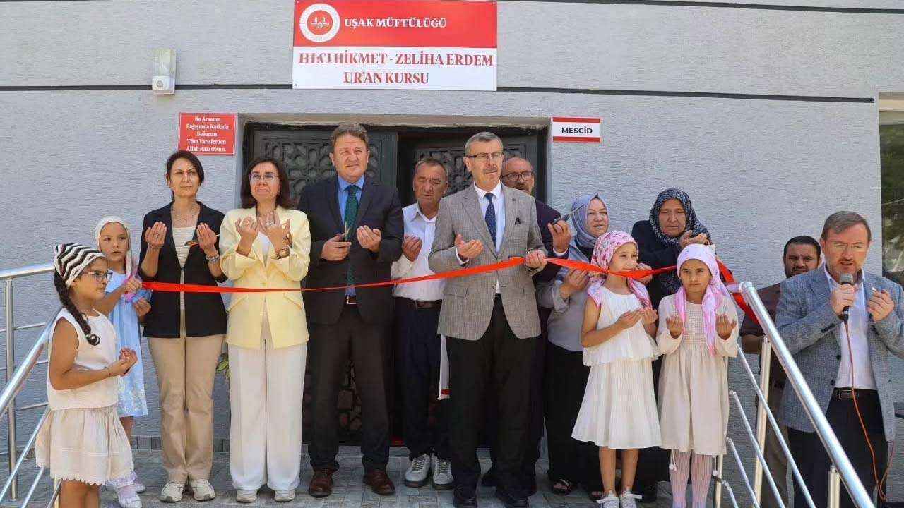 Uşak'ta Hayırseverlerden Bir Eser Daha, Yeni Mescit Açıldı