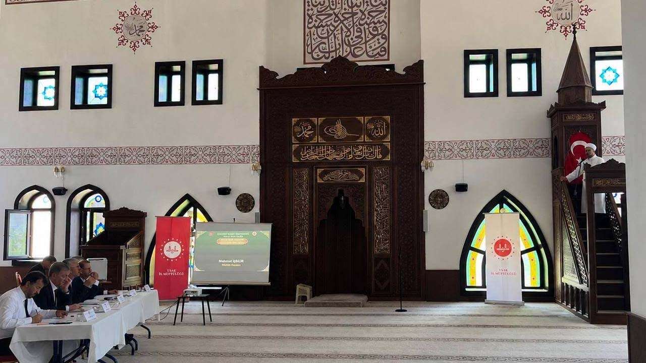 8 İlden Din Görevlileri Uşak’ta Yarıştı, Türkiye Finalisti Belli Oldu