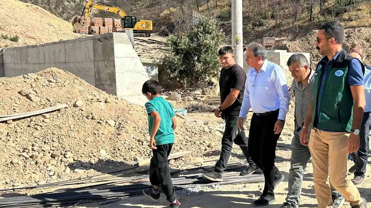 Uşak’ta Çiftçiye Güneş Enerjili Sulama Müjdesi