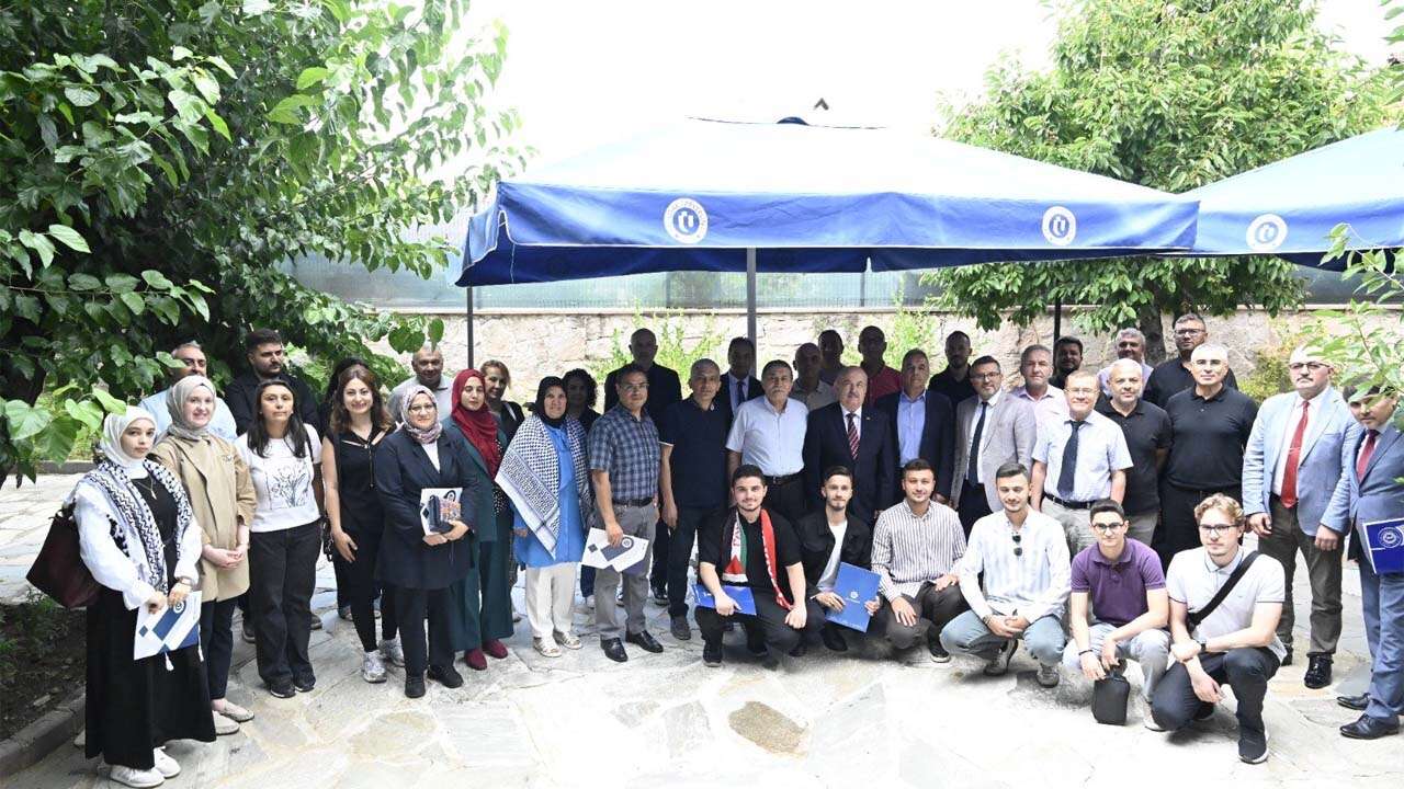 Uşak Üniversitesi’nden Gazze İçin Bilim ve Eğitim Dayanışması