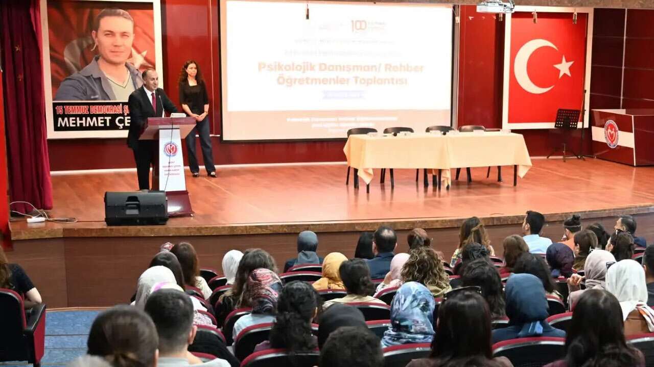 Uşak’ta Okullarda Rehberlik Hizmetleri İçin Yeni Dönem Planı