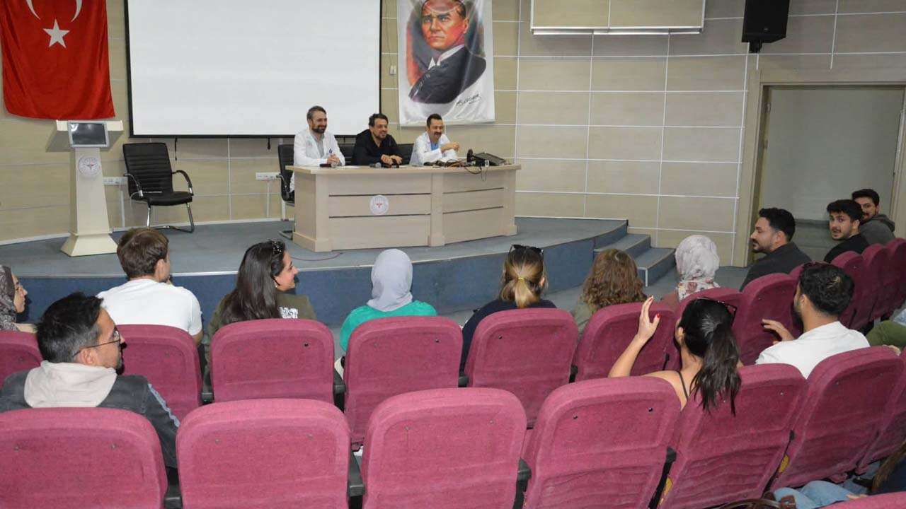 Uşak’ta Sağlık Ordusuna 24 Yeni İsim Katıldı
