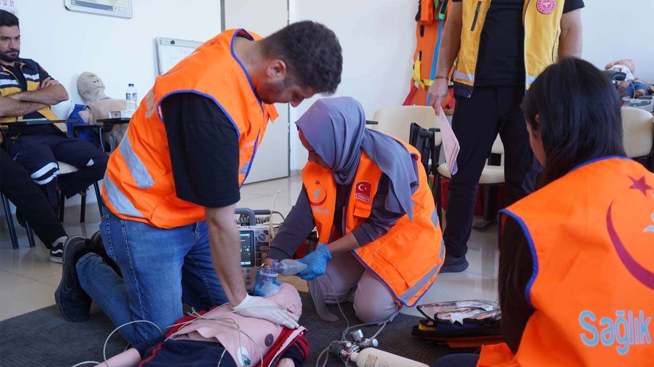 Uşak’ta 112 Personelinin Bilgi ve Becerileri Güncellendi