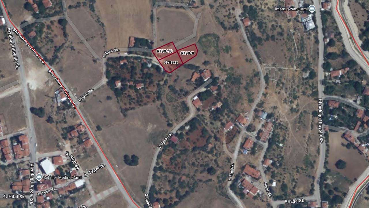 Uşak Bozkurt Mahallesi’nde 3 Arsa Mahkemeden Satışa Çıktı
