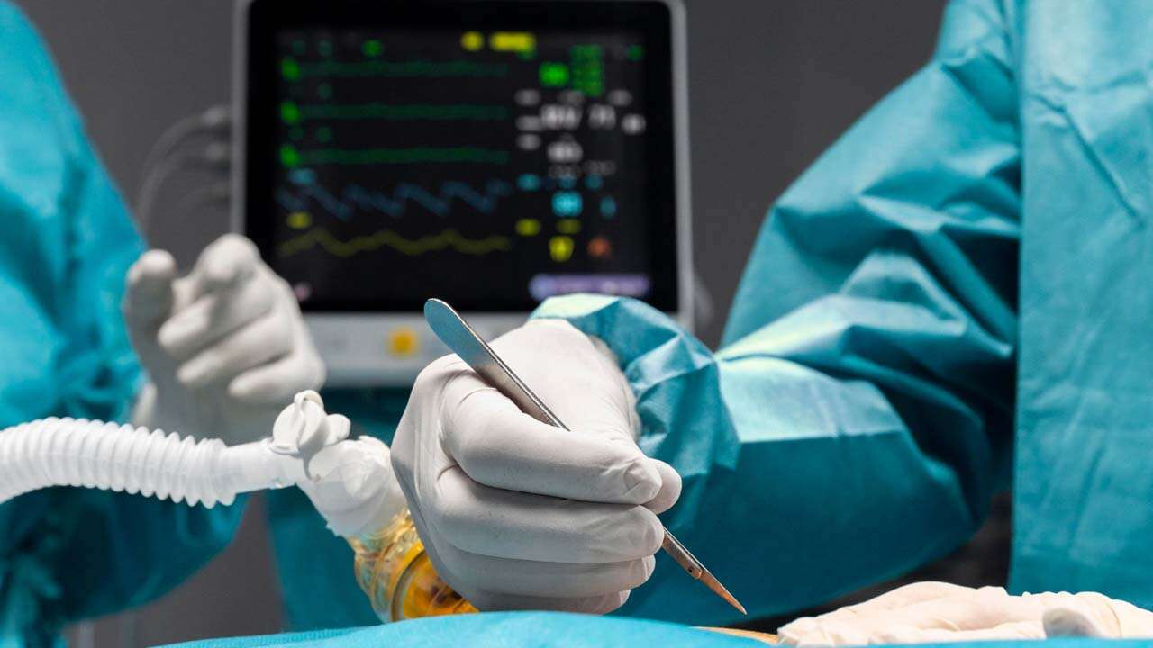 Sivaslı Devlet Hastanesi Cerrahi Hizmete Başladı