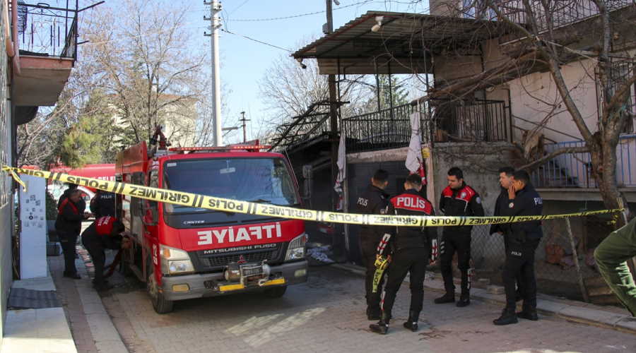 Uşak'ta yine yangın! İtfaiye ekipleri seferber oldu