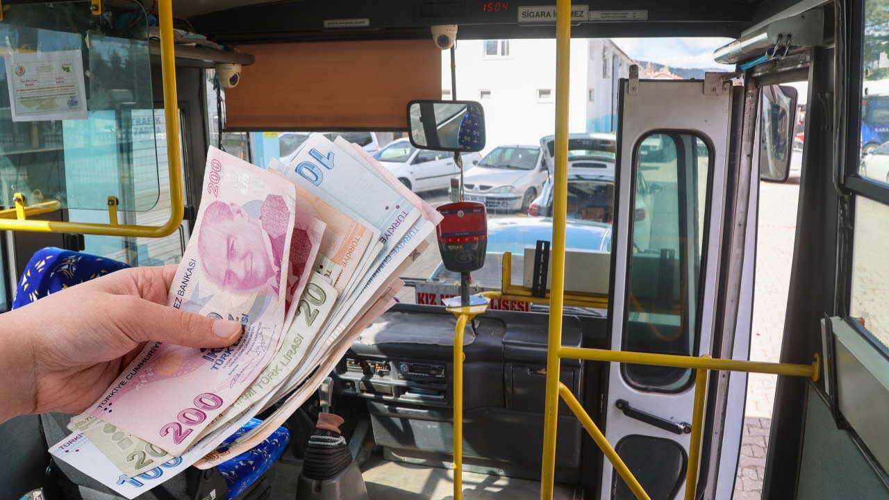 Uşak’ta 15 Ekim’den İtibaren Halk Otobüslerinde Nakit Para Kabul Edilmeyecek