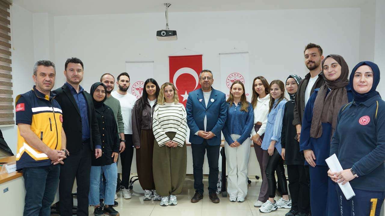 Uşak’ta Fizyoterapistler Bu Kez Hayat Kurtarmak İçin Sınav Verdi