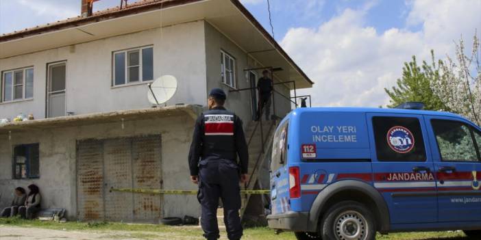 Uşak'ta acı olay! Parkinson hastası karısını öldürüp intihar etti