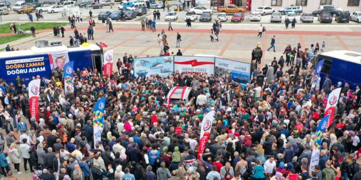 Yerli otomobili Togg, Uşak'ta tanıtıldı