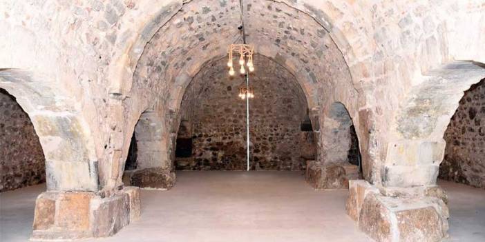 Uşak İnay Köyü ve Kervansarayı Nerede, Nasıl Gidilir?