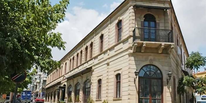 Uşak Paşa Hanı Nerede, Nasıl Gidilir?