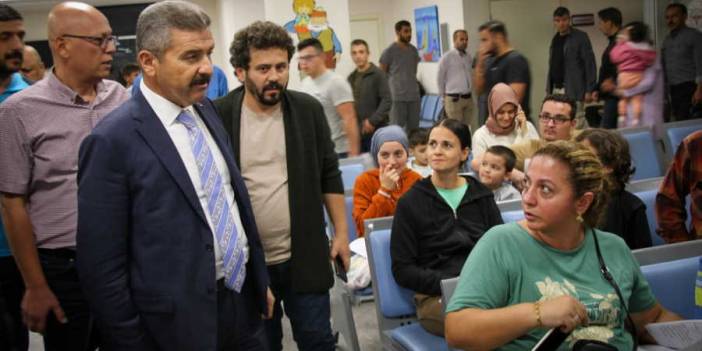 Uşak'ta 65 öğrenci gıda zehirlenmesi şüphesiyle hastaneye kaldırıldı