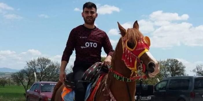 Uşak'taki cirit gösterisinde genç ciritçi ağır yaralandı