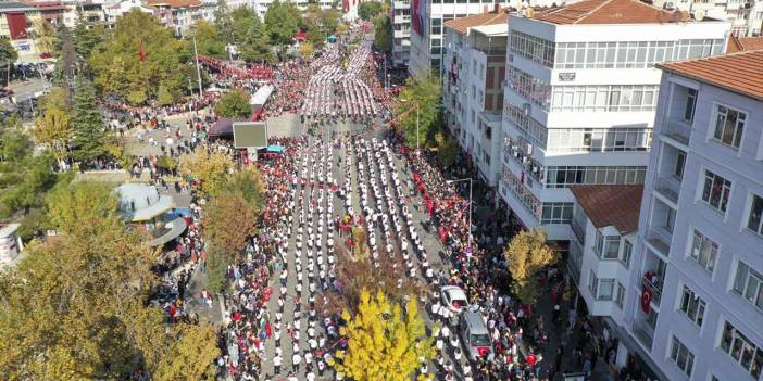 Uşak'ta Cumhuriyet'in 100. yıl dönümü kutlanıyor