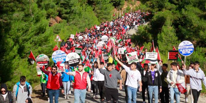 Uşak'ta Filistin'e destek yürüyüşü düzenlendi