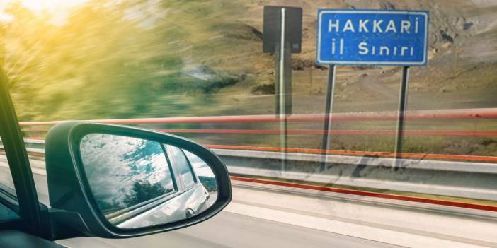Uşak-Hakkari arası kaç km, özel araç ve otobüsle Uşak-Hakkari yolculuğu kaç saat sürer?