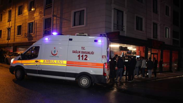 Uşak'ta Ünalan Mahallesi'nde bıçaklı kavga! 3 kişi yaralandı
