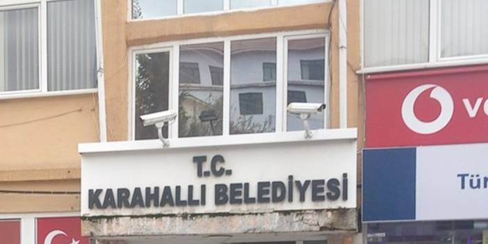 Karahallı Kaymakamlığı ve Karahallı Belediyesine nasıl gidilir? Adresleri ve iletişim bilgileri