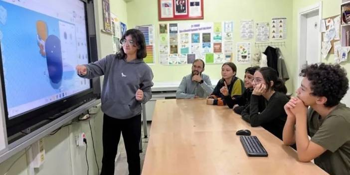 Uşaklı öğrencilerden büyük başarı: ESA’nın yarışmasında Dünya 1.’si oldular