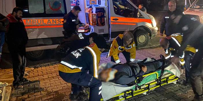 Uşak'ta Sarayaltı Mahallesi'nde bıçaklı kavga, 2 kişi yaralandı