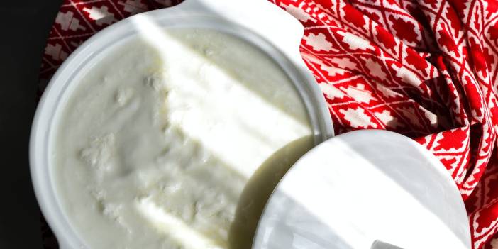 Uşaklılar, bu lezzete en kolay siz ulaşabilirsiniz! Yanık yoğurt dünyada tek