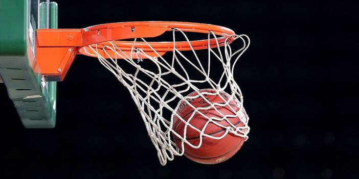 Son maçta heyecan dorukta: İlkler Şehri Uşak PlayOff'a yükselecek mi?