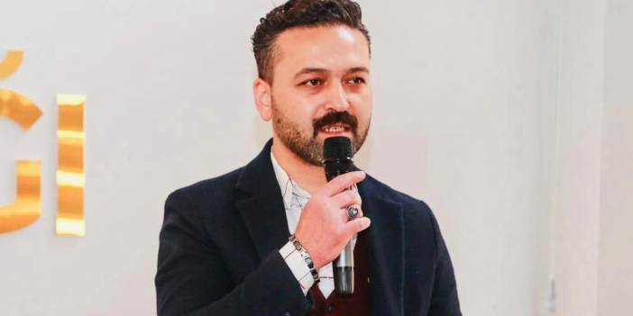 AK Parti Uşak Merkez İlçe Başkanı Mehmet Bayar İstifa Etti