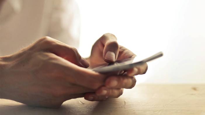 Mobil arama ve kısa mesaj ücretlerine %65 zam geldi, cepler yanacak