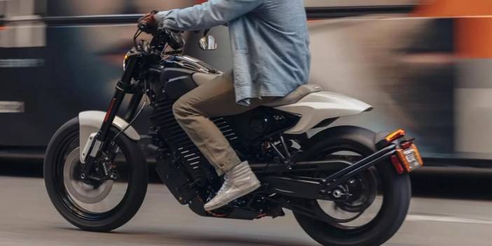 Harley-Davidson'dan yeni elektrikli canavar, özellikleriyle büyülüyor