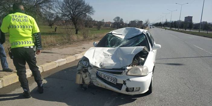 Uşak'ta otomobil ve motosiklet çarpıştı! Motosikletin sürücüsü öldü
