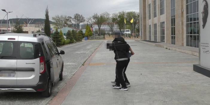 Uşak’taki uyuşturucu operasyonunda 1 torbacı tutuklandı