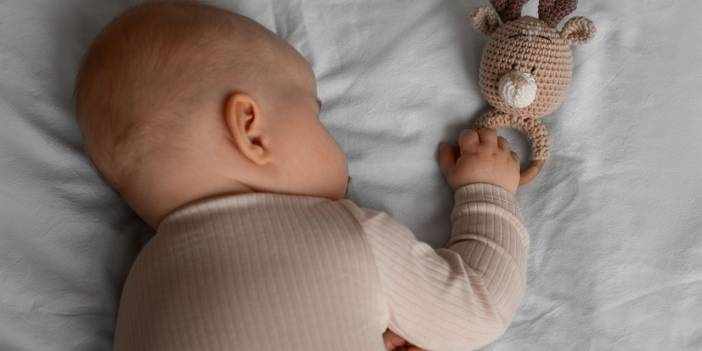 Her anne bunu bilmeli, bebeklerde ateş hızlıca nasıl düşürülür?