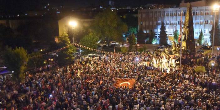 Uşak Protokolünden 15 Temmuz Demokrasi ve Milli Birlik Günü Mesajları
