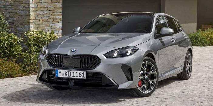 BMW 120 M Sport satışa çıktı, fiyatını gören şaşırdı