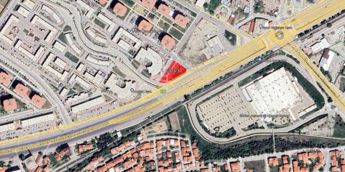 TOKİ, Uşak'ta 2 bin metrekarelik ticaret alanı satışa çıkarıyor