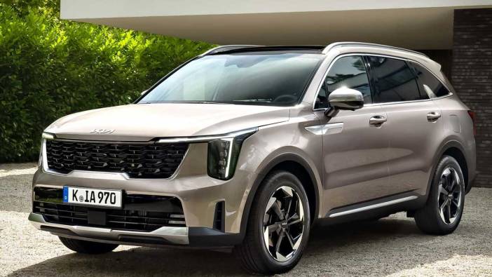 Yeni Kia Sorento 3.995.000 TL Başlangıç Fiyatıyla Satışa Çıktı