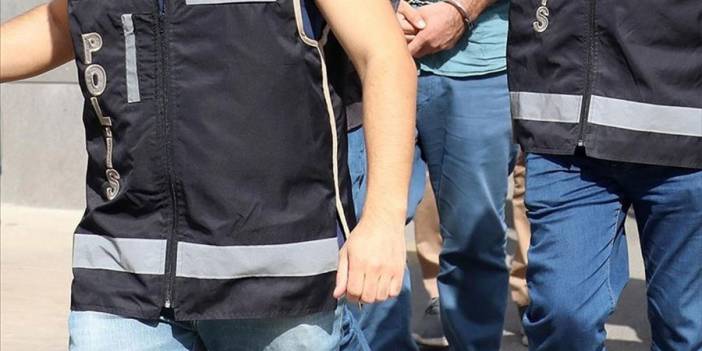 Uşak ve İzmir'de FETÖ operasyonu, 10 zanlı yakalandı