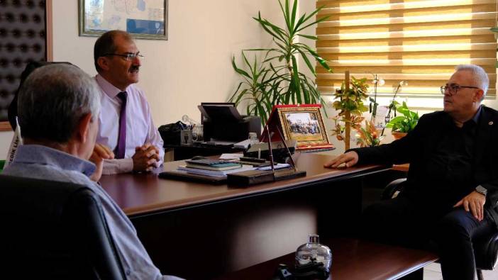 CHP Uşak Milletvekili Ali Karaoba'dan okul taşıma krizine sert eleştiri