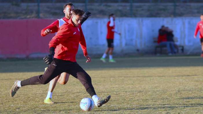 Uşakspor peş peşe yenilgilerden sonra kritik maça çıkıyor
