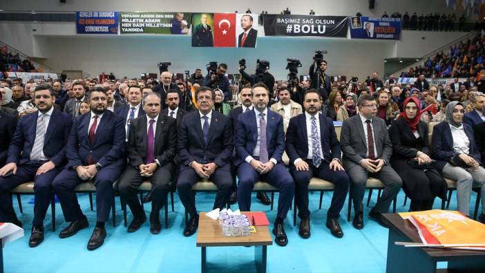 Himmet Yaşar, yeniden AK Parti Uşak İl Başkanlığına seçildi