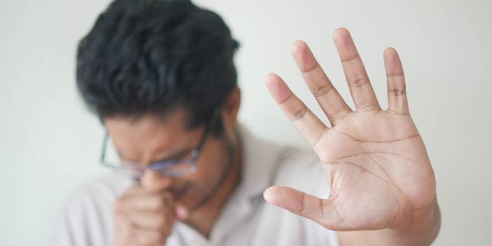 Öksürük ve burun akıntısını anında kesiyor! Doğal antibiyotik besinler hangileri?