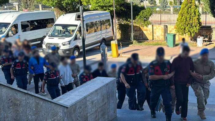 Belediyede Sigortalı Gösterilip Yalım'ın İşletmelerinde Çalışanlara Yönelik Operasyonda Gözaltına Alınanlar Adliyede