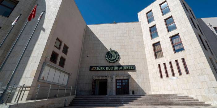 "Papaz Kaçtı" ve "Yağmurcu" Uşaklı tiyatro severlerle buluşuyor
