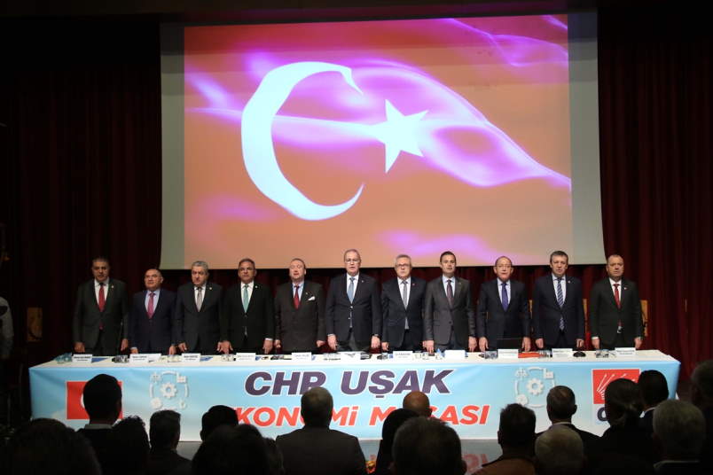 aa-20221111-29413298-29413296-chp-ekonomi-masasi-heyeti-usakta-is-insanlariyla-bulustu.jpg