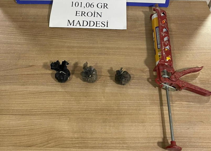 silikon-tabancasindan-eroin-cikti-1.jpg