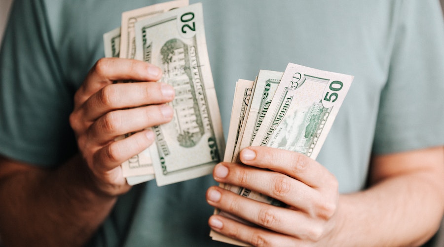 2023/02/25/dolar-4.jpg