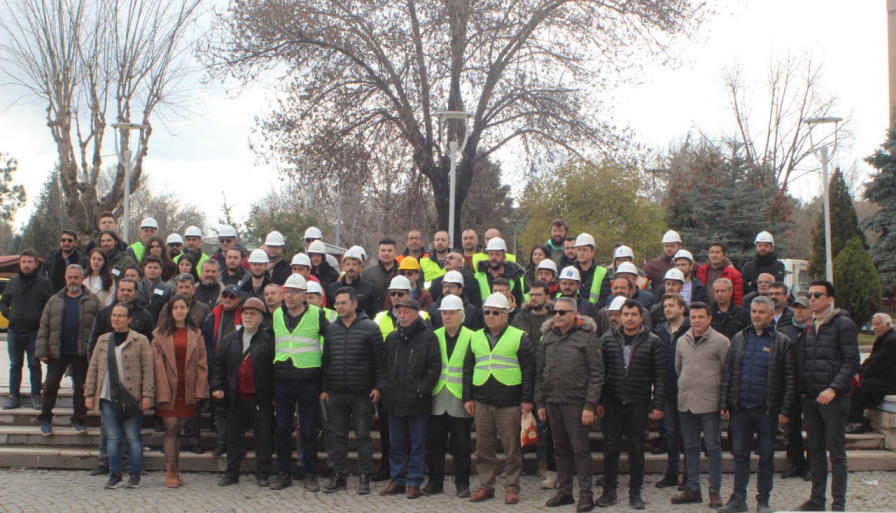 usak-mehendis-saldiri.jpg