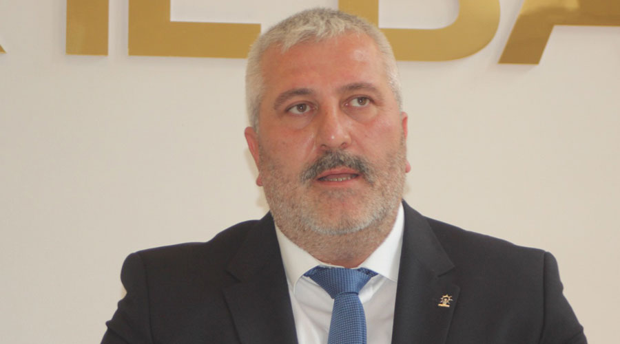 servet-kus.jpg