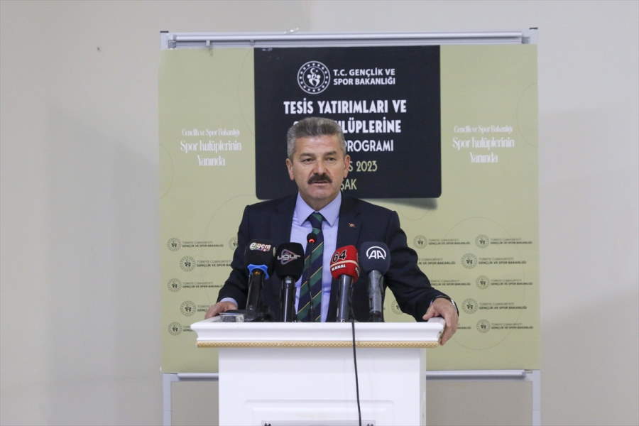 aa-20230503-31030585-31030582-usakta-amator-spor-kuluplerine-ayni-ve-nakdi-destek.jpg